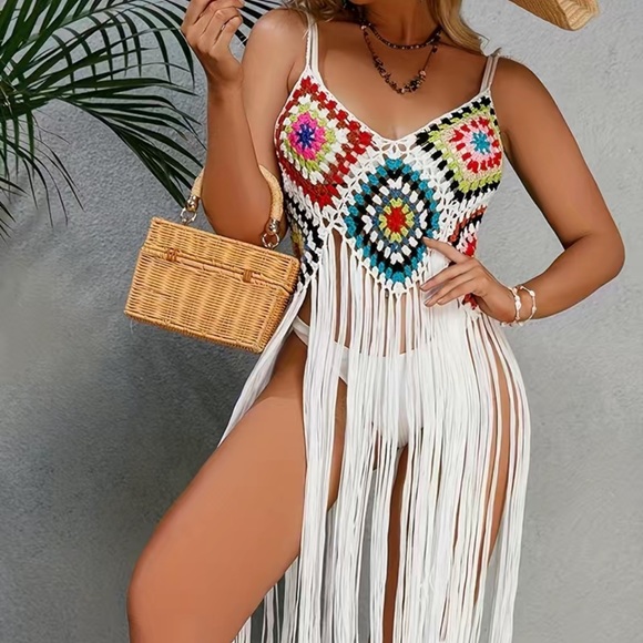 Other - NWT 🏖️ WHITE CROCHETED FRINGED SWIM COVER-UP COLOR BLOCK BEACH DRESS One Size